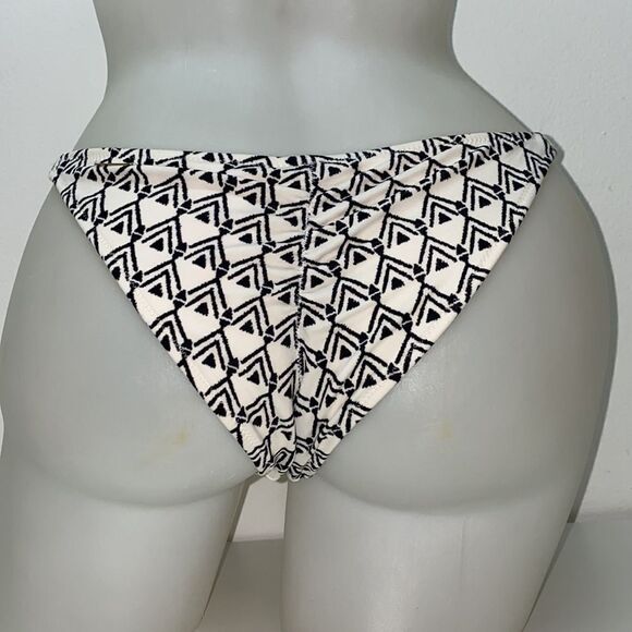 🔥🏖VICTORIA SECRET  swimsuit 34C The Fabulous/push-up/bottom Small itsy  New#7 - Picture 7 of 9